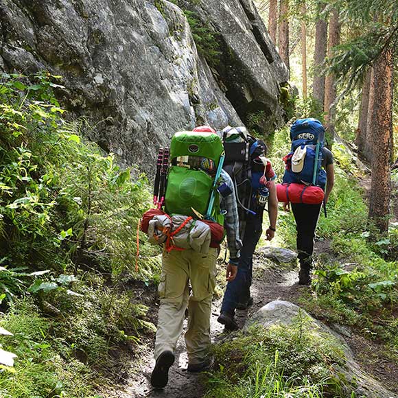 10 idées de cadeaux pour faire plaisir à un randonneur, aventurier et amateur de bivouac